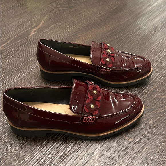 Kate Spade Burgundy Patent Leather Loafers with Floral Accent - Picture 2 of 6